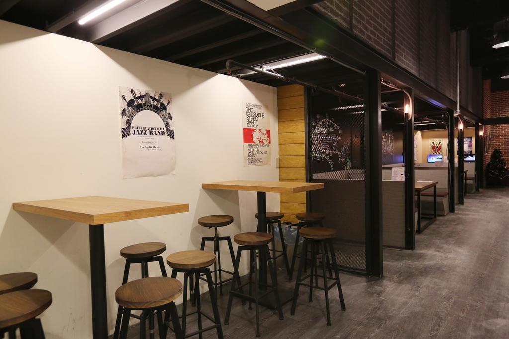 Angels Hostel Taipei Ximen Buitenkant foto