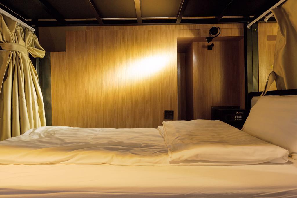 Angels Hostel Taipei Ximen Buitenkant foto