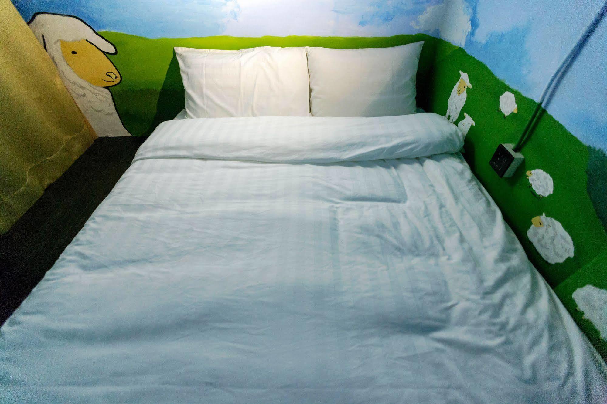 Angels Hostel Taipei Ximen Buitenkant foto